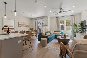 TV, fireplace - Deja Blue : Desert Color Lagoon + Beaches (St. George)