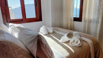 1 quarto, Wi-Fi de cortesia, roupa de cama