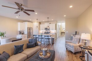 Smart TV, DVD player, computer monitors