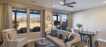 Family 3BR Sleeps 11 w/ Bunk Room Near 18th Hole