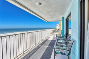 Property grounds - 🏖️Beachfront🌴Arena De Madeira 103☀️Amazing Sunsets🐬Direct Beach Access (Madeira Beach)