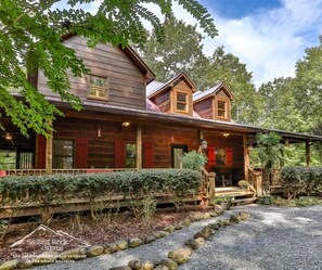 Exterior - Chicken Coop-3/3, Paved Roads, hot tub, dog friendly, FENCED,  WIFI, 5 acres (Ellijay)