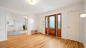 House, 4 Bedrooms | Interior