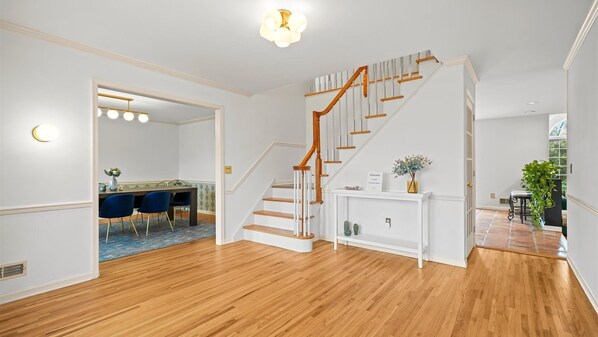 House, 4 Bedrooms | Interior