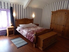 4 Schlafzimmer, kostenloses WLAN