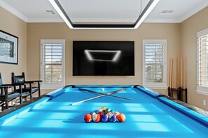 Maison, 6 chambres | Salle de jeux