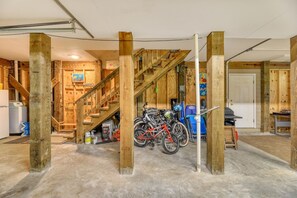 House, 4 Bedrooms | Interior