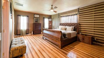 House, 4 Bedrooms | 4 bedrooms, desk, laptop workspace, iron/ironing board