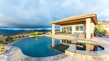 House, 4 Bedrooms | Pool | Outdoor pool