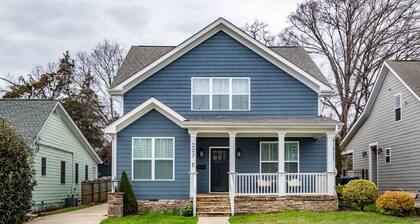 Spacious Home In Five Points Close To Downtown 5 Bedroom Home by RedAwning