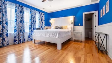5 habitaciones y espacio para trabajar con laptop