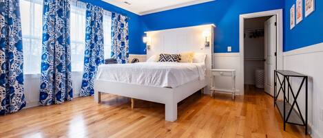 Casa, 5 habitaciones | 5 habitaciones y espacio para trabajar con laptop