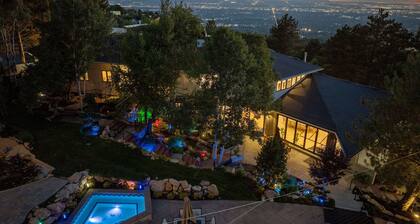 Exclusive Resort Escape: Heated Pool, Spa & Pickleball by RedAwning