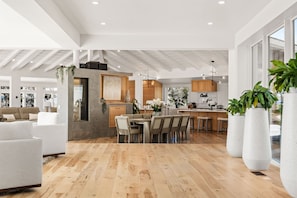 Villa, 5 chambres | Intérieur