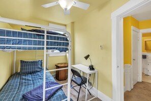 House, 3 Bedrooms | 3 bilik tidur, Wi-fi percuma