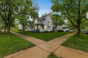 House, 3 Bedrooms | Exterior