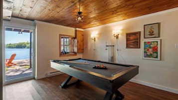 House, 4 Bedrooms | Games room