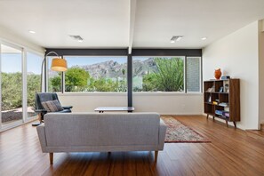 Casa, 4 quartos | Vista da propriedade