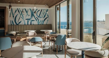 Courtyard by Marriott Sliema