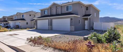 House, 3 Bedrooms | Exterior