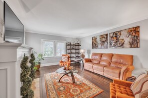 Maison, 5 chambres | Coin séjour