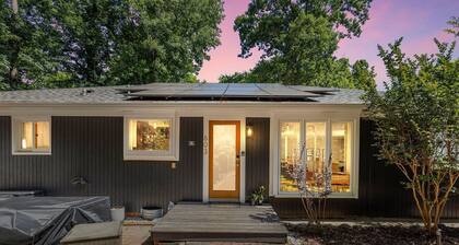 Robin's Rest 3 Bedroom Home by RedAwning