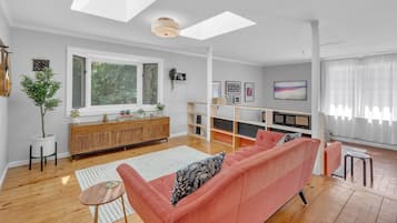 House, 3 Bedrooms | Living area