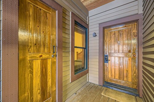 2652 Tenderfoot Lodge 3 Bedroom Condo by RedAwning