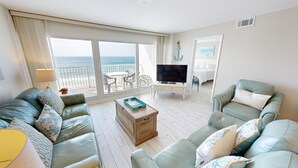 Room - Beach House 503d 2 Bedroom Condo by RedAwning (Miramar Beach)