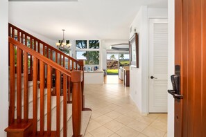 Condo, 3 Bedrooms | Interior