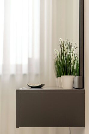 Interior - Bright and Modern 2 Bedroom Penthouse (Is-Swieqi)