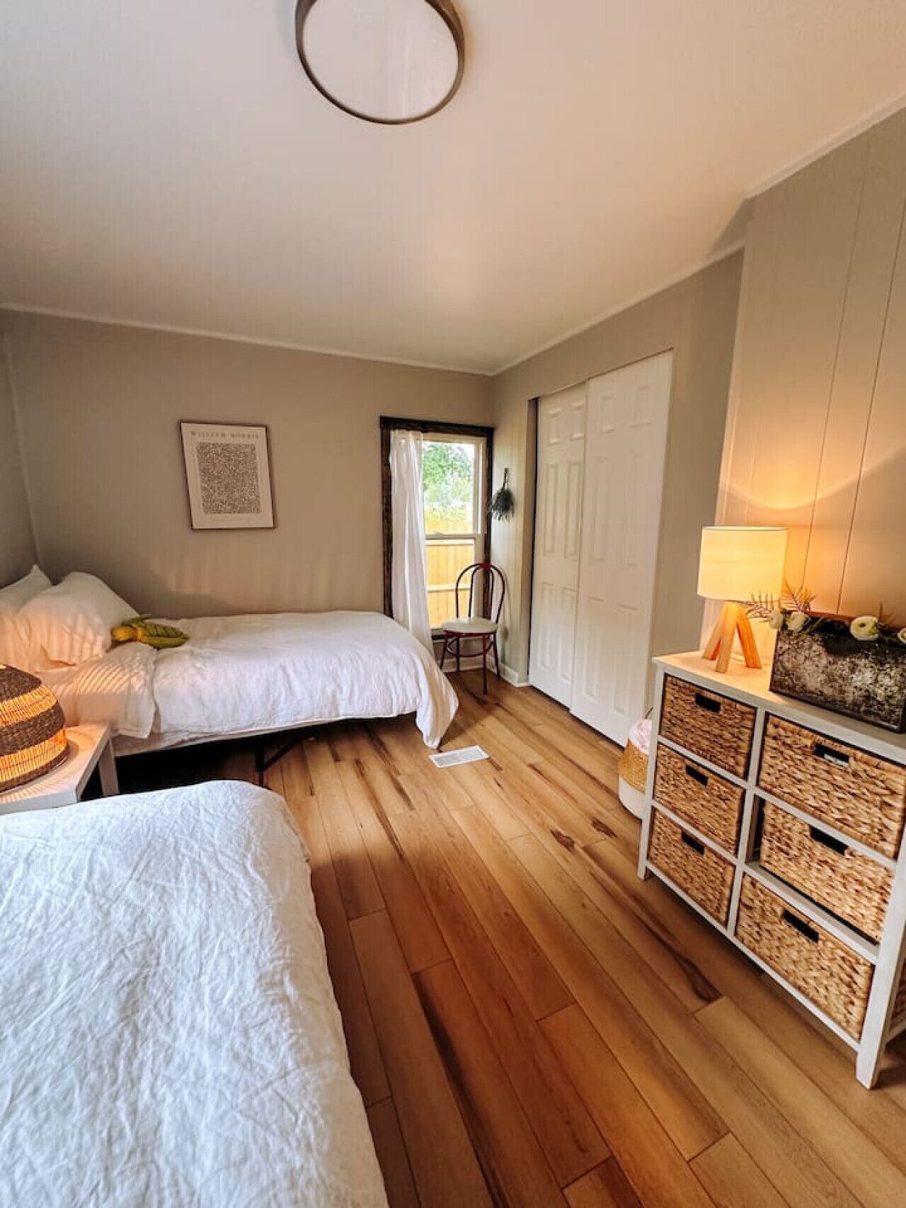 3 bedrooms, desk, iron/ironing board, WiFi