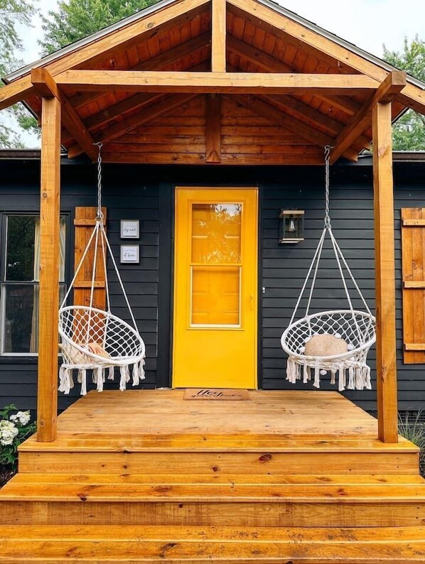 Terrace/patio - Cozy Quiet at Mill Pond Cottage (Dowagiac)