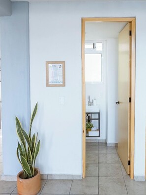 Bathroom - New Comfortable Retreat. Pool & BBQ (Yautepec)