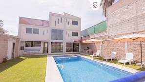 Family House, Garden View | Terrace/patio - New Comfortable Retreat. Pool & BBQ (Yautepec)