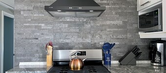 Yarmouth Cottage - Outdoor Shower + Firepit