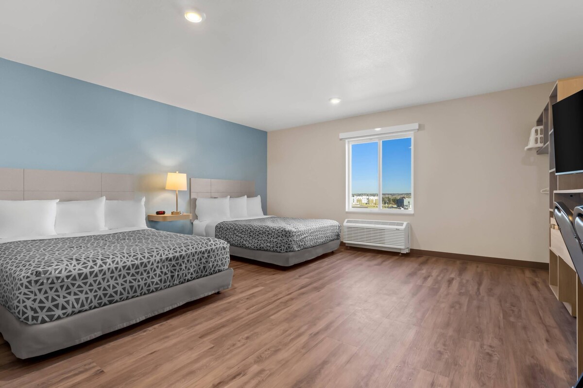 Suite, 2 camas Queen size, con acceso para personas discapacitadas, para no fumadores | Escritorio y wifi gratis 