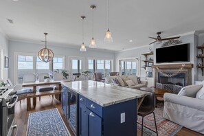 Interior - The Point at Marshallberg-Waterfront Home (Marshallberg)