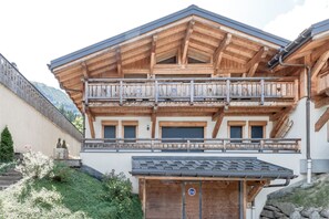 Esterni