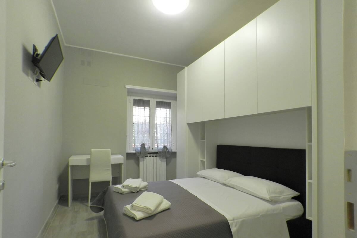 Room 2, Bagno Privato ( all'esterno della camera ) | Wi-fi (inkludert)