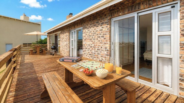 Hus – comfort, 3 soverom, hageutsikt | Terrasse/patio