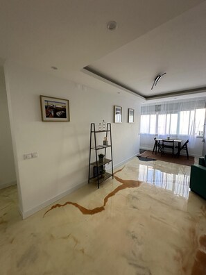 Apartment | Interior - Ocean View Retreat in Paco de Arcos (Oeiras)