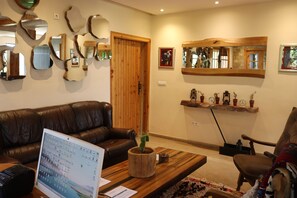 Reception - Luxury Bio Farm (Ain Chkef)