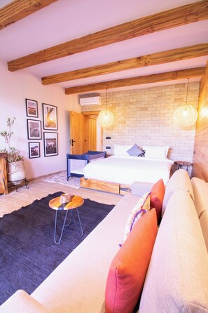 Luxury-Zimmer | Schallisolierte Zimmer, Bügeleisen/Bügelbrett, kostenloses WLAN