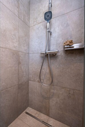 Dusche, Haartrockner