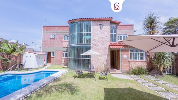 Exterior - New Family House. Pool & BBQ Area (Yautepec)