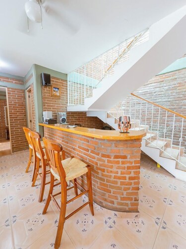 New Family House. Pool & BBQ Area