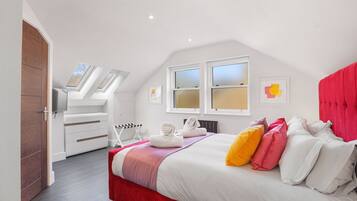 2 bedrooms, iron/ironing board, travel crib, free WiFi