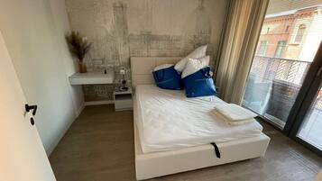 1 habitación, tabla de planchar con plancha y wifi gratis