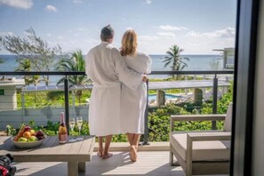 Property grounds - VIDA 2BR - Luxurious Oasis in Barkers National Park (West Bay)